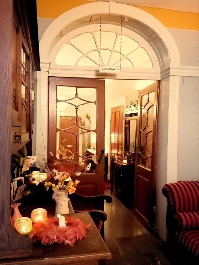 Hotel Denkmal 13 Висмар Экстерьер фото